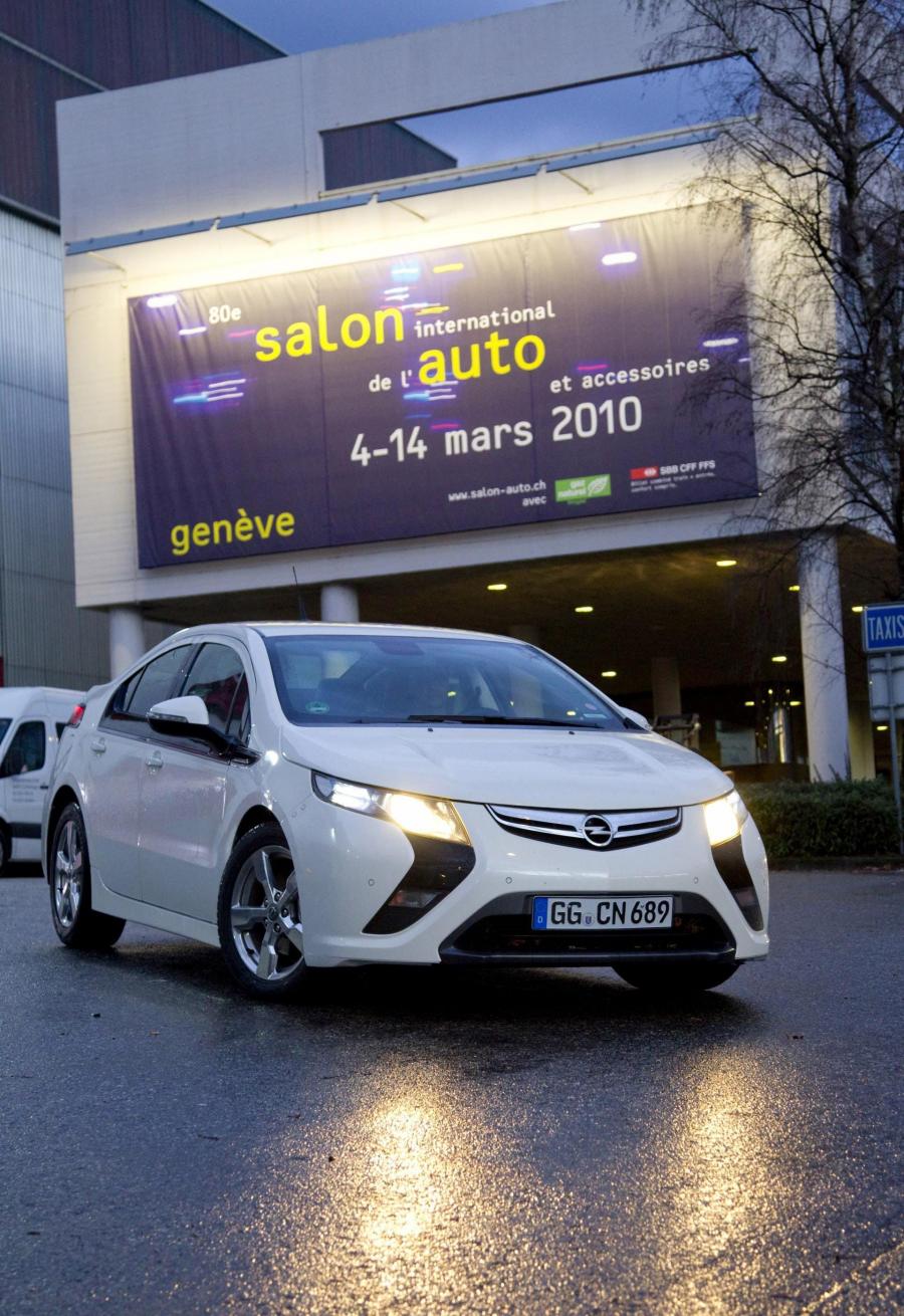  Opel Ampera 2012 года  (фото 21 из 30)